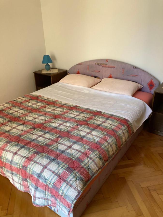 אומאג Apartments Hrnjic מראה חיצוני תמונה