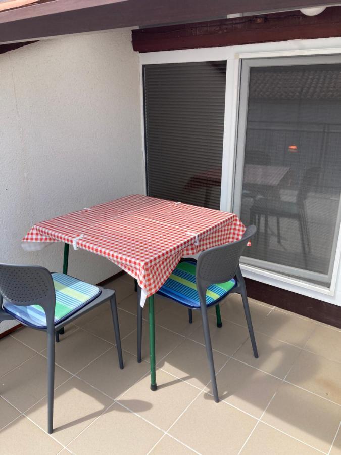 אומאג Apartments Hrnjic מראה חיצוני תמונה
