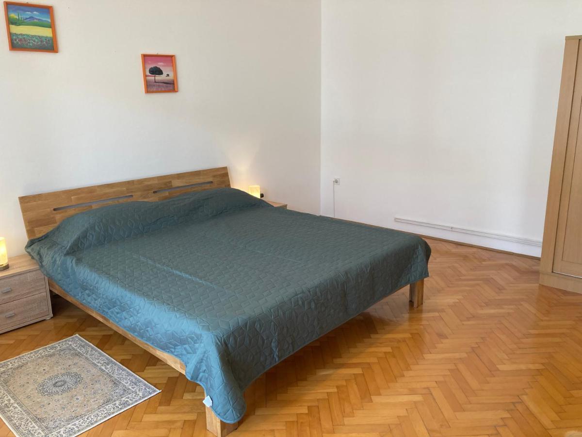 אומאג Apartments Hrnjic מראה חיצוני תמונה