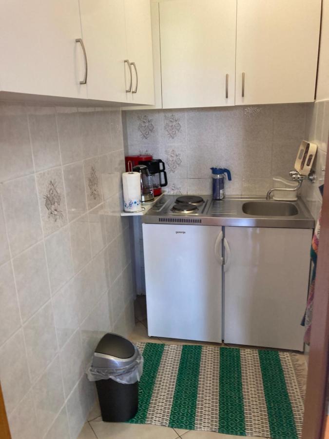 אומאג Apartments Hrnjic מראה חיצוני תמונה