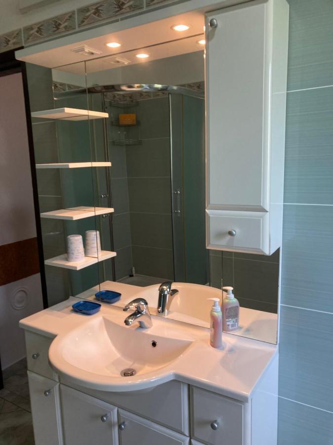אומאג Apartments Hrnjic מראה חיצוני תמונה