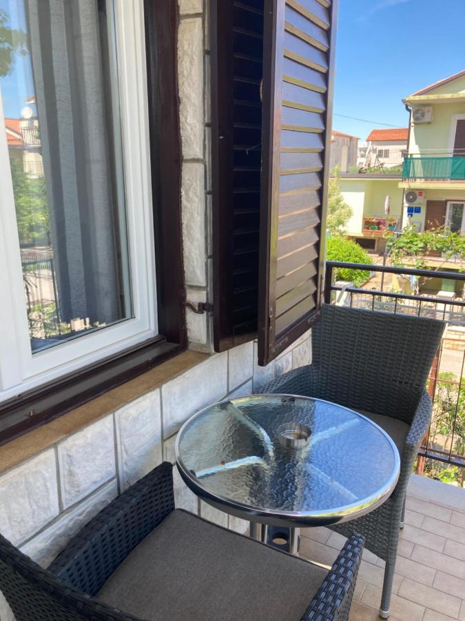 אומאג Apartments Hrnjic מראה חיצוני תמונה